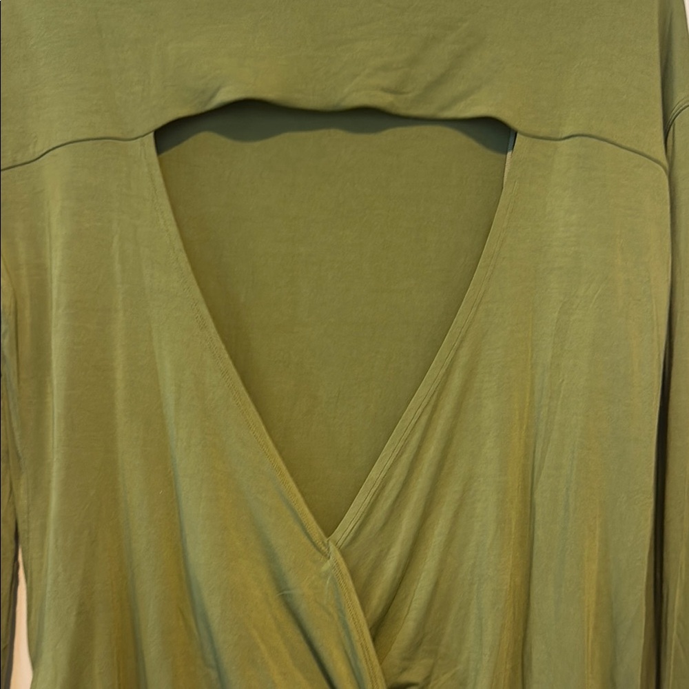 lululemon athletica modal-blend open back Long Sleeve Top - Picture 6 of 12